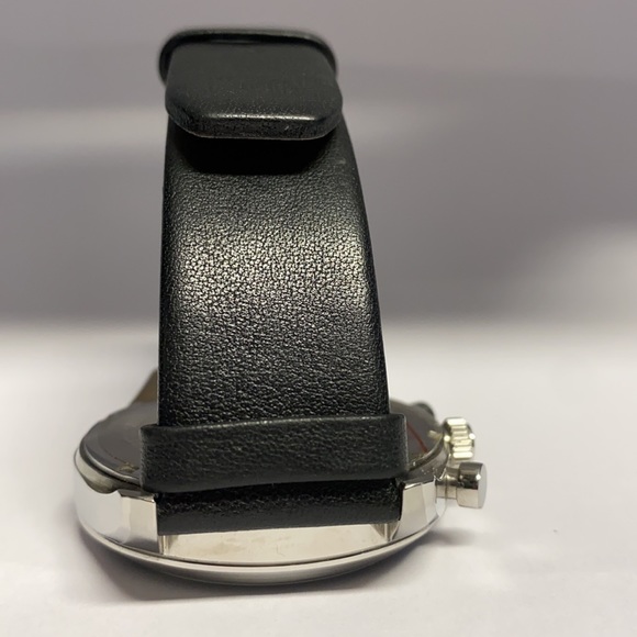 Kenneth Cole chronograph leather strap men’s watch - Picture 5 of 6